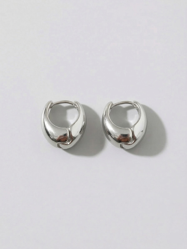 Simple Chunky Hoop Earrings — alternate view